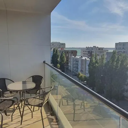 Apartament Lux 3 Central * Mamaia